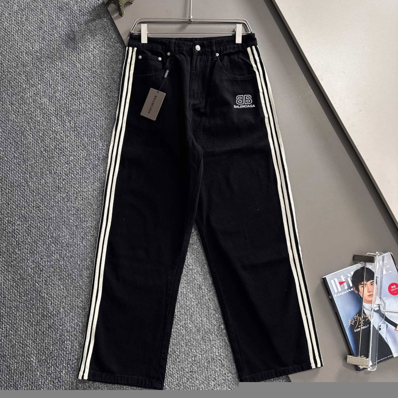 Ba*len*cia*ga jeans